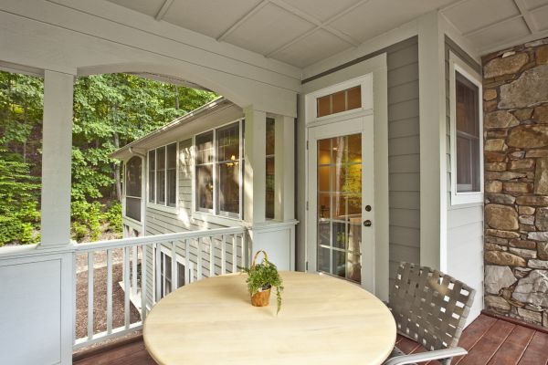 Cost of Covered Porch Installation in Arlington Heights