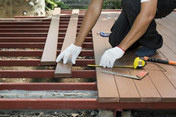 Cost of Custom Deck Installation in Arlington Heights