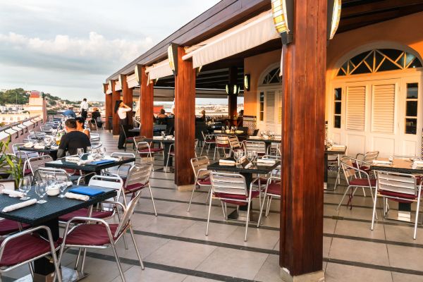 Cost of Commercial Deck Construction in Arlington Heights